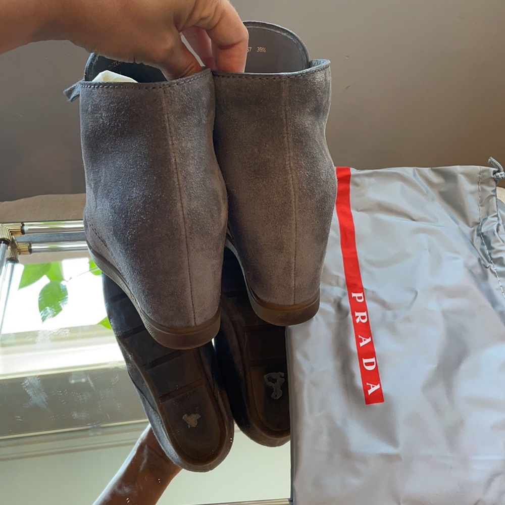 Prada grey suede wedge platform boots - Picture 4 of 6